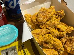 -BHC炸鸡(明洞总店)