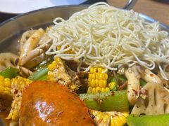 -臻鲜燕海鲜融合餐厅(金陵style店)