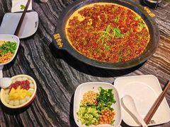 -老船舫·现做活鲜鱼馆(东郊记忆店)