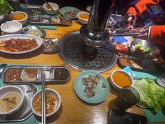 -唯成•韩国炭火烤肉 유성고기