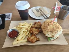 -必胜客(航洋国际店)