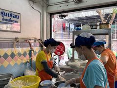 景观位-榮泰米粉湯(Left Shop)