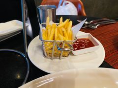 -WOLFGANG PUCK KITCHEN & BAR(迪士尼小镇店)