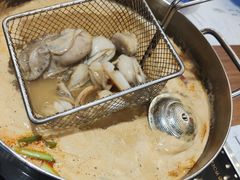 -樾餐厅泰式海鲜火锅(民歌湖店)