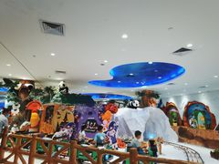 -反斗乐园π·电玩·高空拓展·蹦床(龙华天虹店)