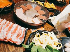 -呷哺呷哺 小火锅 (浦东新欧尚超市店)