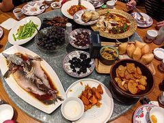 -天山集市(和家乐广场店)