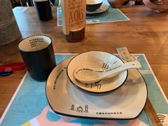 -临界音乐酒馆·小龙虾·江湖菜(华熙LIVE·鱼洞店)
