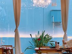 -Mark&Mars Restaurant