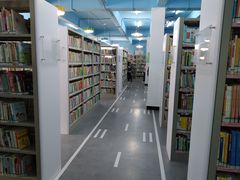 -广州市白云区图书馆