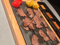 -左庭右院鲜牛肉火锅黑金店(陆家嘴中心店)