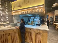 -馋三尺蟹粉小笼(人民广场店)