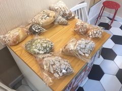 -研麦家面包(亚泰华府店)