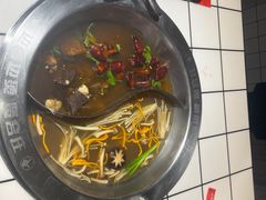-喜悦小串丹东小黄牛海鲜烧烤大排档(民主广场店)