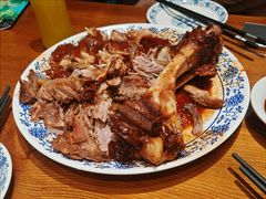 -老天桥酱肉烧饼夹肘子(天桥店)