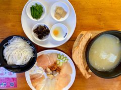 -桥香园过桥米线(国贸店)