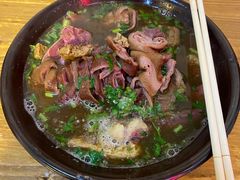 -六爷门框百年卤煮
