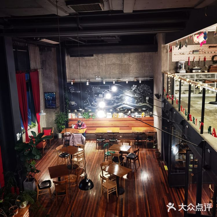 草莓🍓坚果松饼，幸福的味道[亲亲]