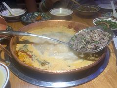 -洱火云南酸菜牛肉火锅(石景山当代商城店)