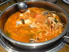 酸汤鱼火锅-阿婉贵州苗家酸汤鱼(梅林店)