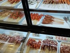 -哈尔滨小酒馆·鲜肉现穿自助烧烤(康新花园店)