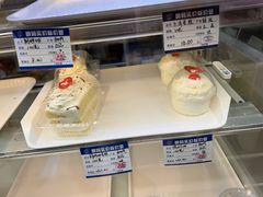 -白玉兰食品甜凤店(合生汇店)