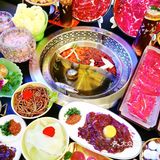 这款牛肉火锅也太懂冬天的味道了❗