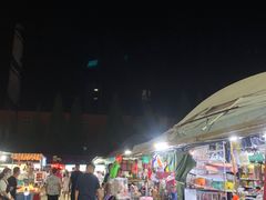 -大学城夜市