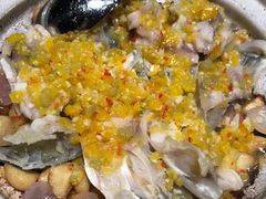 自制黄剁椒酱焗胖鱼头-香樟花园新粤料理(无锡万象城店)