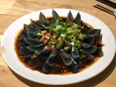 -兔行天下-鸿鹤鲜锅兔(中海国际店)