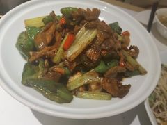 -关东小磨东北菜(漕河泾印象城店)