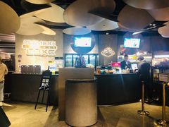 -百美汇影城(LUXE嘉里中心店)