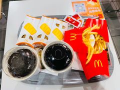 苹果派-麦当劳(卫星广场店)