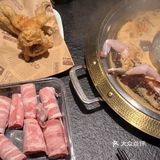 终于吃到哈尔滨的牛蛙自助火锅‼️
