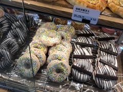 巧克力甜甜圈-BreadTalk面包新语(虹口龙之梦店)