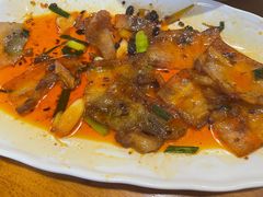蒜苗回锅肉-易老妈蹄花.特色川菜(人民公园总店)