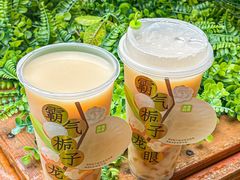 -奈雪的茶(M+世纪都会广场店)