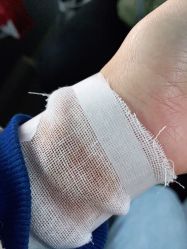 -新绣堂纹身·穿孔
