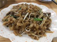 干炒牛河-南记食粥坊·宵夜大排档(莲花总店)