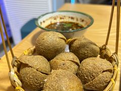 -包整·丝娃娃(一览甲秀楼风景店)