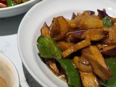 -关东小磨东北菜(漕河泾印象城店)