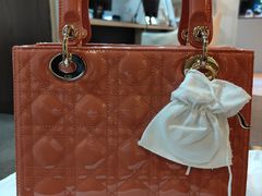 -会麦二手奢侈品回收寄卖