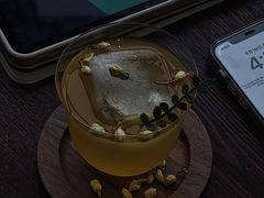 -青岛朗艺美术馆·海景咖啡
