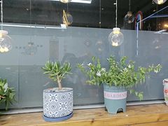 -亲昵春川鸡排(韩国美食街店)