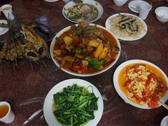 -新疆风味冷水鱼庄(友谊峰路店)