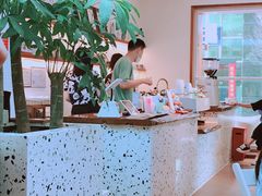 -Line 咖啡(石厦花园店)