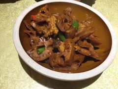 湖藕烧牛筋-老街鱼嘴巴(坡子街老店)