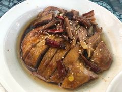 酱油鸡-瑞丰园庭院餐厅·白族传统家常菜
