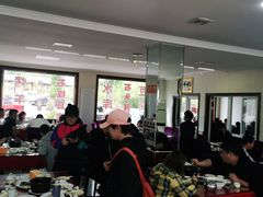 大堂-北京龙庆四季香农家饭庄·灶台鱼·碳烤虹鳟鱼(龙庆峡店)