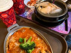 -皇室宴会厅(香港迪士尼乐园)